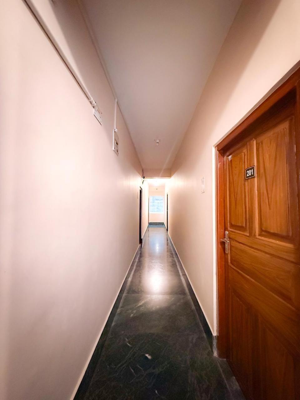 Hotel Shambhala ガントク エクステリア 写真
